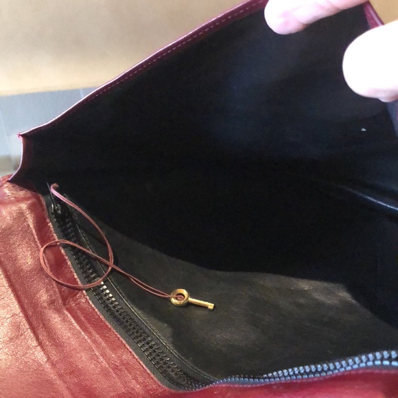 Vintage Portfolio Clutch - Picture 4 of 5